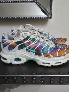Nike Air Max Plus Print Nike Multicolor Tie-Dye Air Max Plus with White Overlays